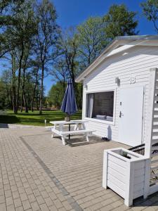 Lumi Resort Domki letniskowe z podgrzewanym basenem