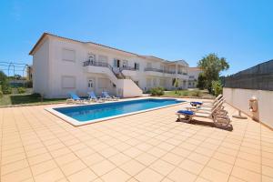 Algarve apartments L - 4hvězdičkové hotely ve městě Olhos de Água