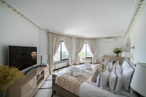 Villas Luxury Villa with SPA in Golfe-Juan - Sea View : photos des chambres