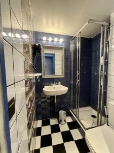 Hotels Hotel Sacha : photos des chambres