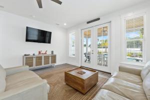 Beach House - Sugary Sands by Panhandle Getaways