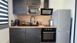 Appartement COSY, VUE MER avec Parking Privatif