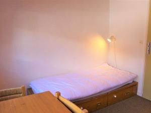 Appartements Appartement Vars, 2 pieces, 6 personnes - FR-1-330B-163 : photos des chambres