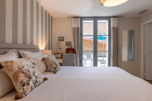 Hotels Hotel-Restaurant des Augustins - Cosy Places by CC - Proche Sarlat : photos des chambres