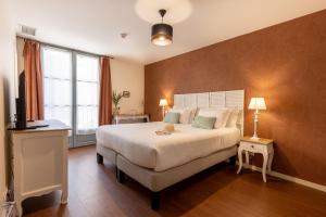 Hotels Hotel-Restaurant des Augustins - Cosy Places by CC - Proche Sarlat : photos des chambres