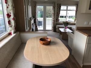 Roslyn at Lower Hyde Park, Isle of Wight