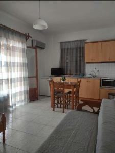 Matas House