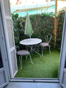 Appartements jolie appartement avec piscine : photos des chambres