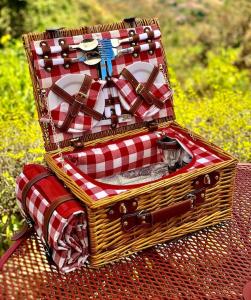 Cottage in Magic Mountain Views