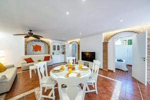 VILLA CARMEN GARDEN & PARKING