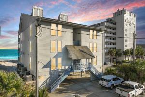 Sand Dollar Unit 102