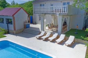 Unique retreat - Apartment Harmony with private pool