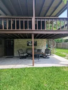 Lake ConRoy Estates - Unit B with Pool Access - Honea