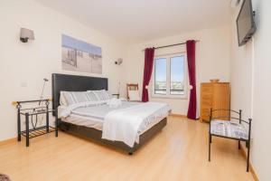 Marina Retreat - An exquisite 2 bedroom apartment on the Lagos Marina