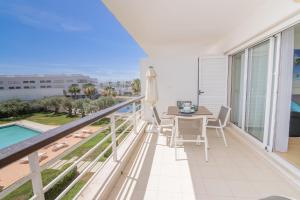 Marina Retreat - An exquisite 2 bedroom apartment on the Lagos Marina