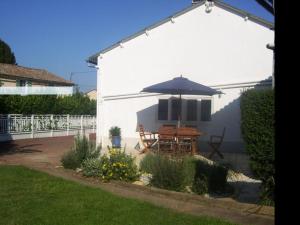 Maisons de vacances Lovely 4-Bed House in rural West France : photos des chambres