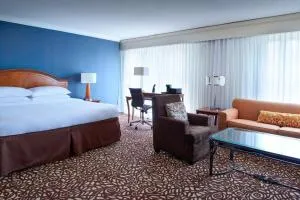 Milwaukee Marriott West - اوكونوموووك