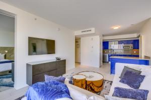 Fort Lauderdale Condo with Veranda and Ocean View!