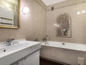 Appartements Studio Confortable avec Balcon, Centre de Megeve, Parking, Ascenseur - FR-1-453-110 : photos des chambres