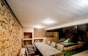 Stunning Apartment In Vidalici With Sauna, Wifi And 3 Bedrooms