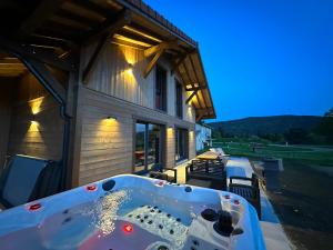 Chalets Chalet COCOTTE - repos et nature - 8 a 10 personnes - petanque et jacuzzi : photos des chambres