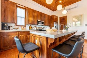 The Weekender and The PoolClub at Mahogany Bay!