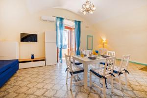 Apartment Libeccio with Sea View