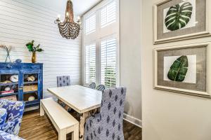 Smiles and Smores at Palmilla Beach