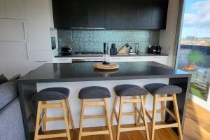 Penthouse 3 bedroom 6 guests 2 bathrooms