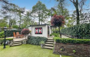 Awesome Home In Beekbergen With Wifi