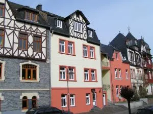 Ferienwohnungen Perlina Karpat - Kues