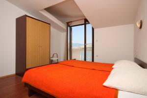 Apartments by the sea Pag - 6404