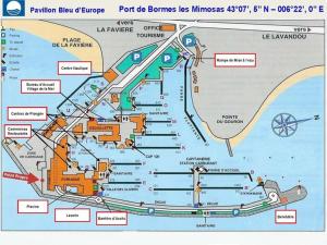 Spacieux T3 avec piscine et parking à La Favière - FR-1-610-8