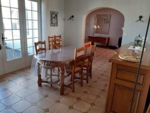 Maisons de vacances Maison Saint-Hilaire-de-Riez, 4 pieces, 5 personnes - FR-1-324-505 : photos des chambres