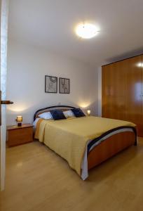 Apartments by the sea Cove Mulobedanj, Pag - 6275