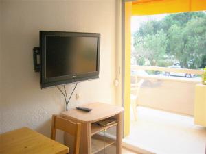 T2 cabine rénové proche commerces et plages, expo sud avec garage à Bormes les Mimosas - FR-1-610-52