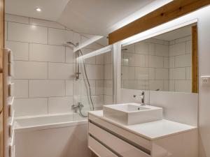 Appartement 4 Chambres à Megève Mont dArbois, Proche Pistes et Golf, 120m², Terrasse, Wi-Fi, Parking - FR-1-453-241