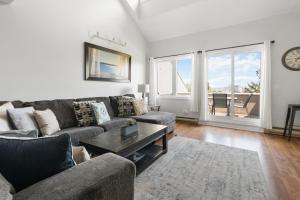 226 Wintergreen w Private Sauna by Property Valet