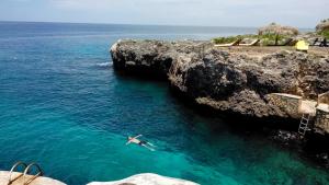 West End Road, Negril, Jamaica.