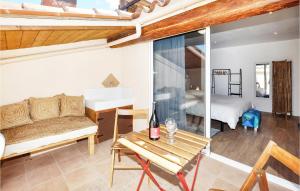 Maisons de vacances Nice Home In Argels-sur-mer With Wifi And 2 Bedrooms : photos des chambres