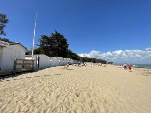 Maisons de vacances Maison Noirmoutier-en-l'Ile, 2 pieces, 4 personnes - FR-1-224B-144 : photos des chambres