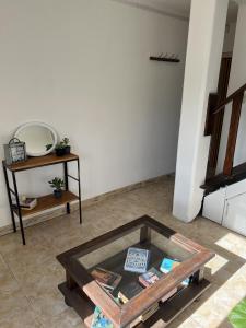 Amplia casa para hasta 7 personas a 5 de la Piedra Movediza