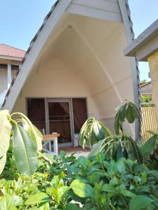 Coral Beach 2 Bungalow