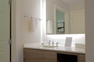 Staybridge Suites Akron-Stow-Cuyahoga Falls by IHG