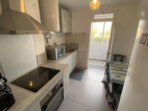 Appartement 3 pièces, 6 couchages, parking, proche plage et commerces, Fréjus - FR-1-226A-152