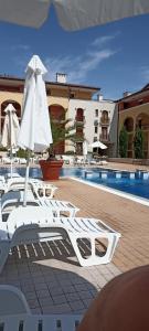 Чудесно място с басейн "Плама -Обзор "