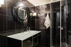 Beautiful City Rooms close to Acropolis