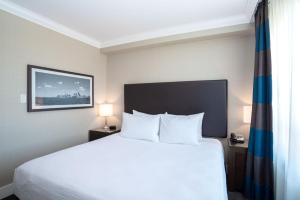 Sandman Hotel Oakville