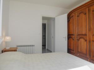 Appartement central à Le Palais avec cour ensoleillée, animaux acceptés - FR-1-418-222