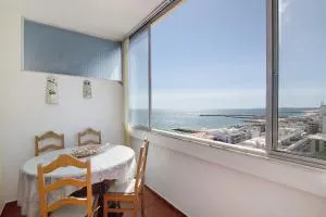 Vip T2 em frente a praia - Cavacos